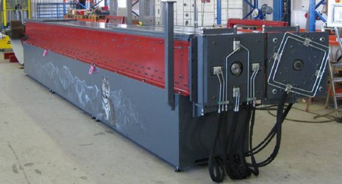 Downspout tube roll forming machine